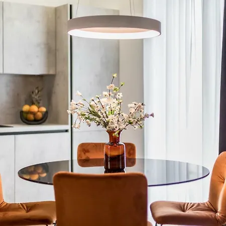 Monvi Luxury Near Bacvice And Old Town Apartamento