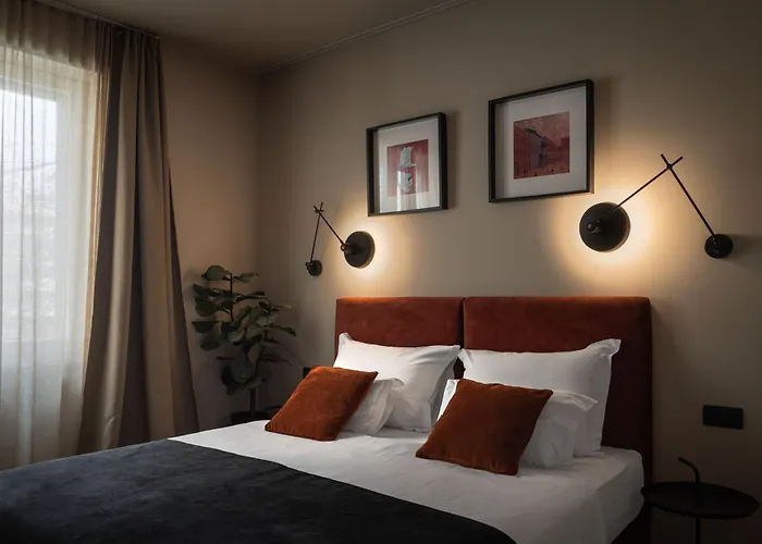 Luxury Apartment Monvi Near Bacvice Beach And Old Town