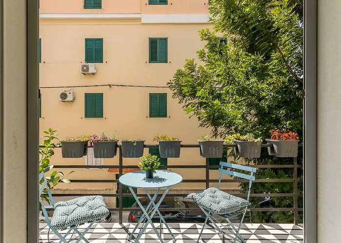 アパート Monvi Luxury Near Bacvice And Old Town スプリト