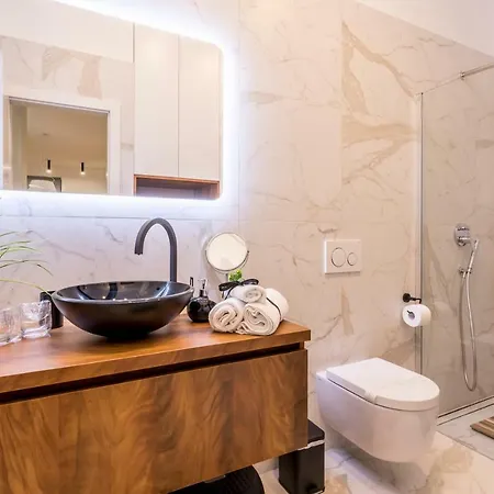 Daire Luxury Monvi Near Bacvice And Old Town Split