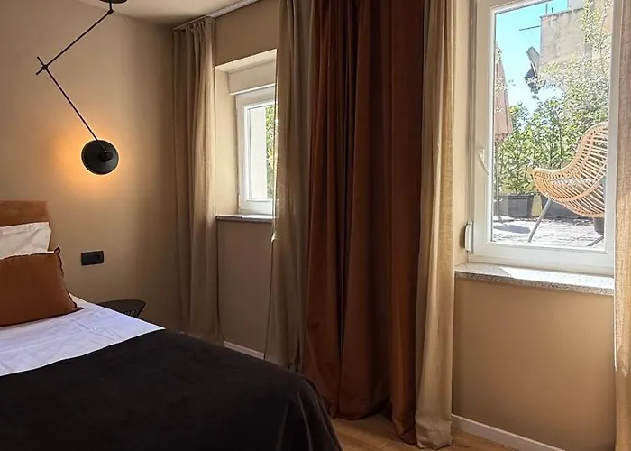 Luxury Apartment Monvi Near Bacvice Beach And Old Town 아파트 *