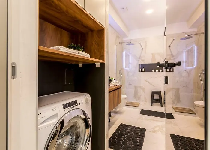 아파트 Luxury Apartment Monvi Near Bacvice Beach And Old Town *